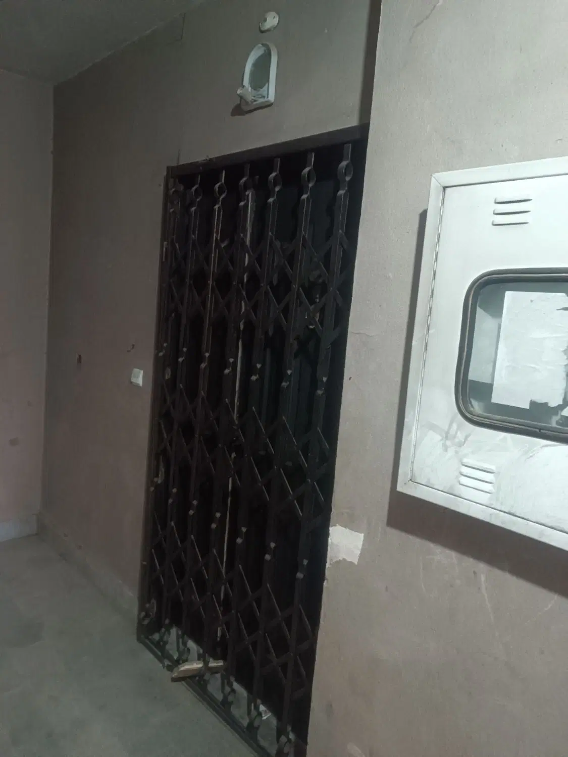 بینالود اپارتمان۷۵مترسنددار