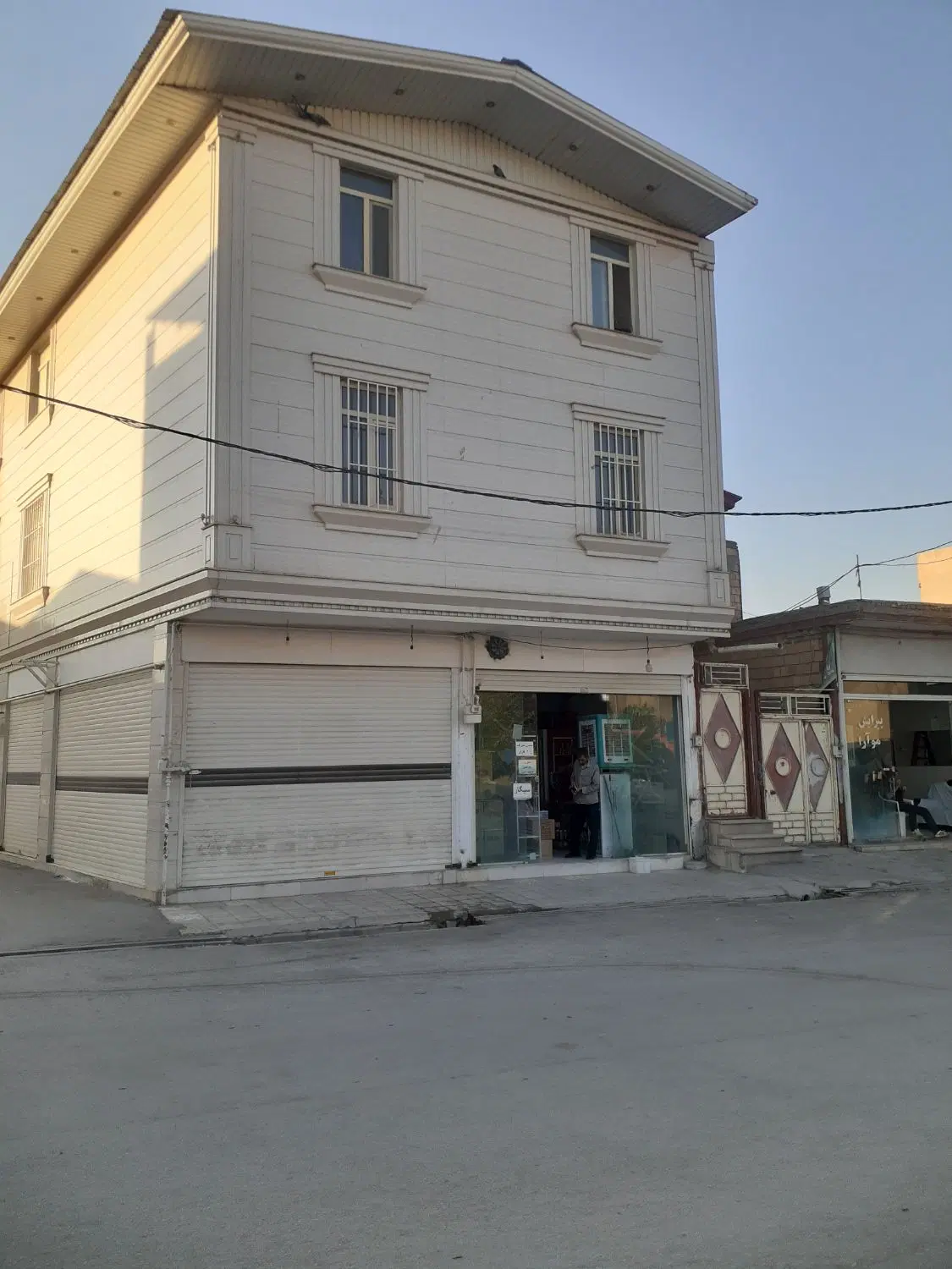 اجاره یک باب مغازه