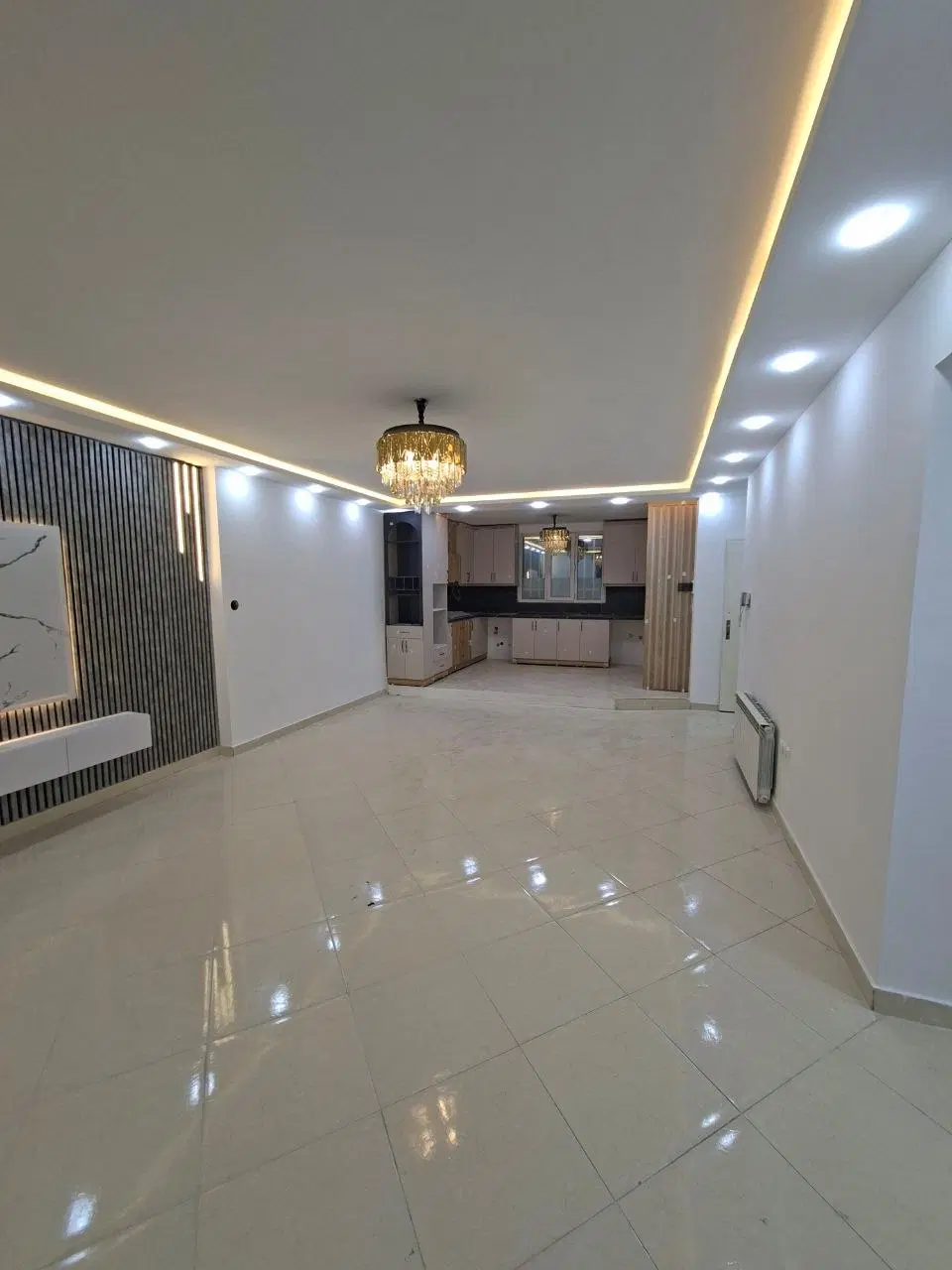 فروش آپارتمان ۹۲ متری همکف - حسابی شمالی