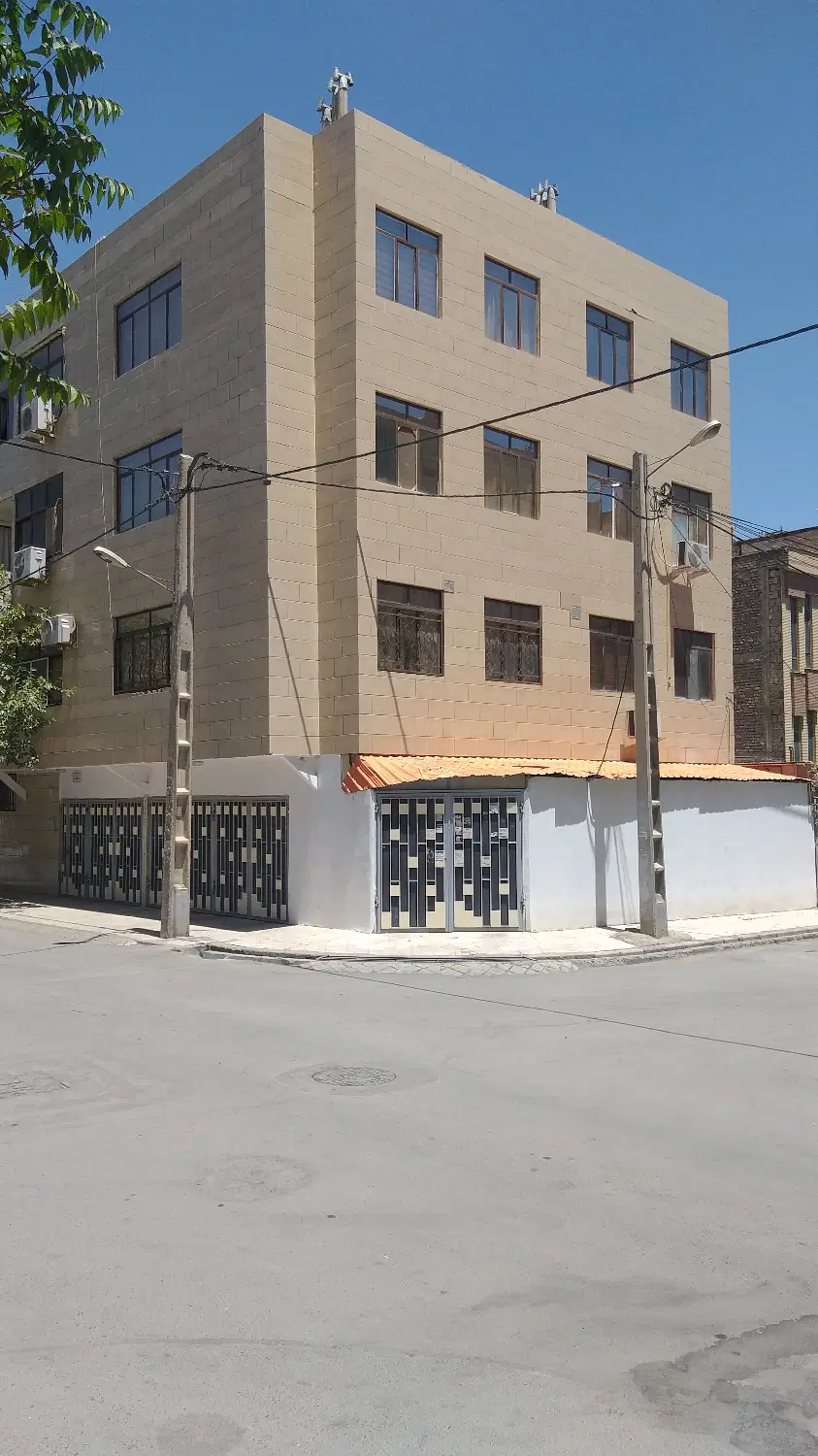۷۶ متر دو خواب طبقه ۲ _ پارکینگ‌دار اندیشه ۶۱