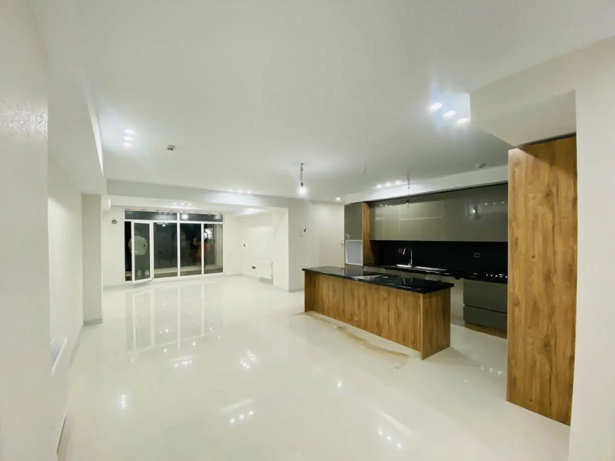 ۸۰ متر دو خواب فول امکانات کلید نخورده بالای آزادی