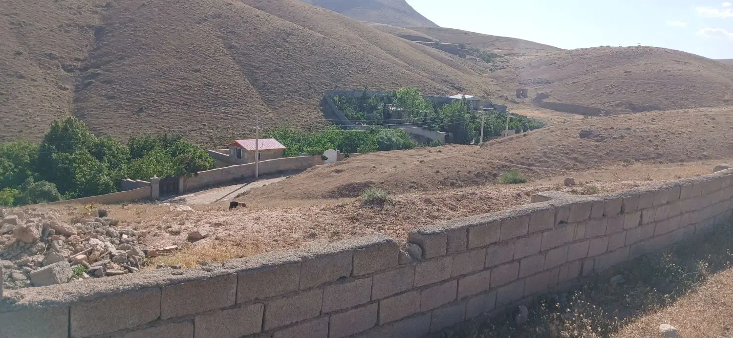 زمین باغ