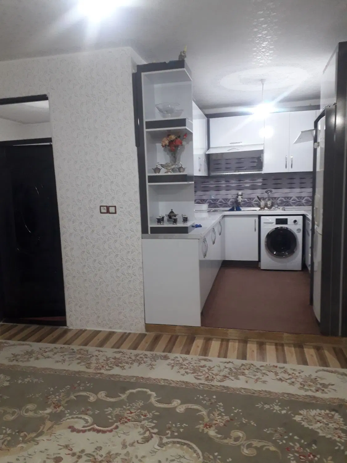 واحد با بهارخواب ملاباشی، کوچه ارغوان