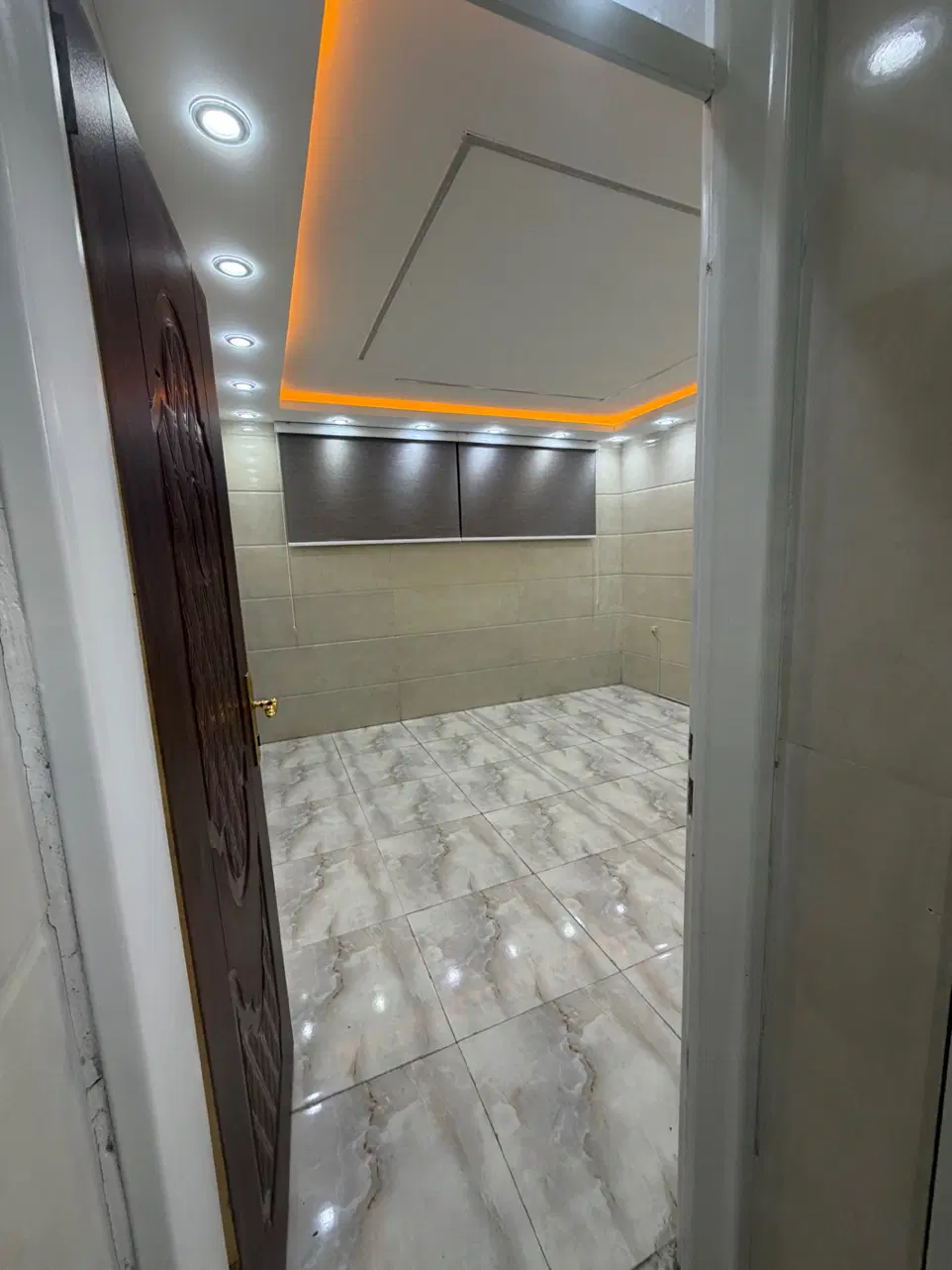 منزل ویلایی اداری بر بلوار رحمت دربست