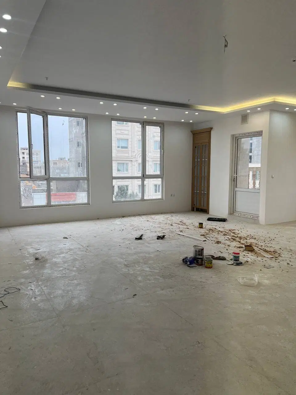 واحد آپارتمان 103 متری _ امیرکبیر_ سند دار