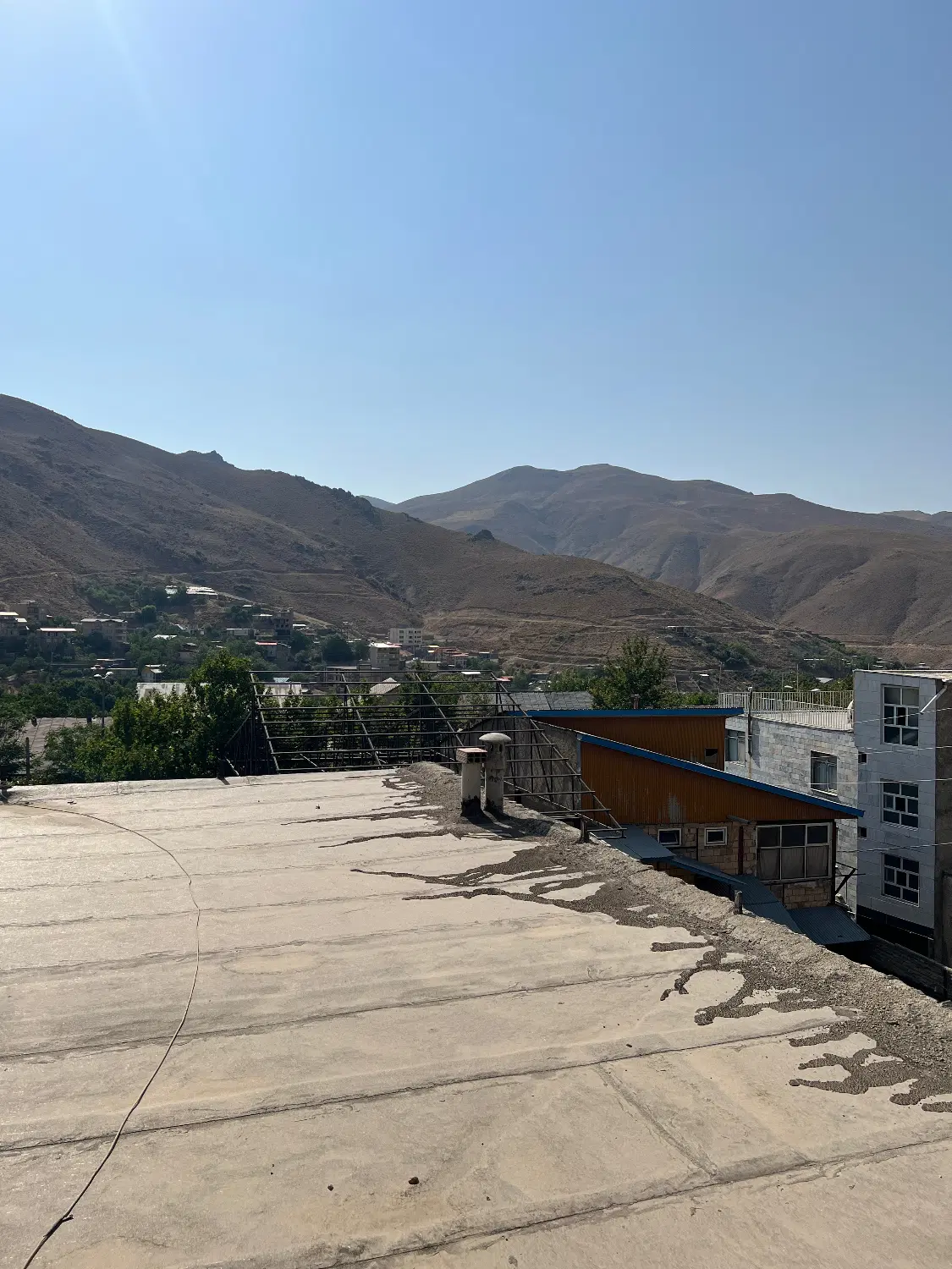 خانه حیاط دار آبعلی