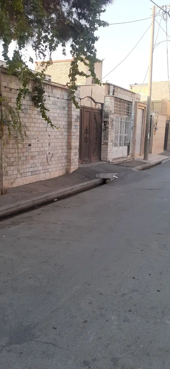 خانه ویلایی ۲۰۵ متر در شهرک نماز ( دینارآباد)