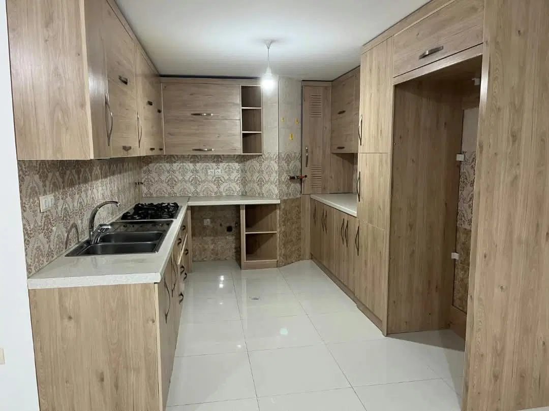 اپارتمان دو خوابه بازسازی شده
