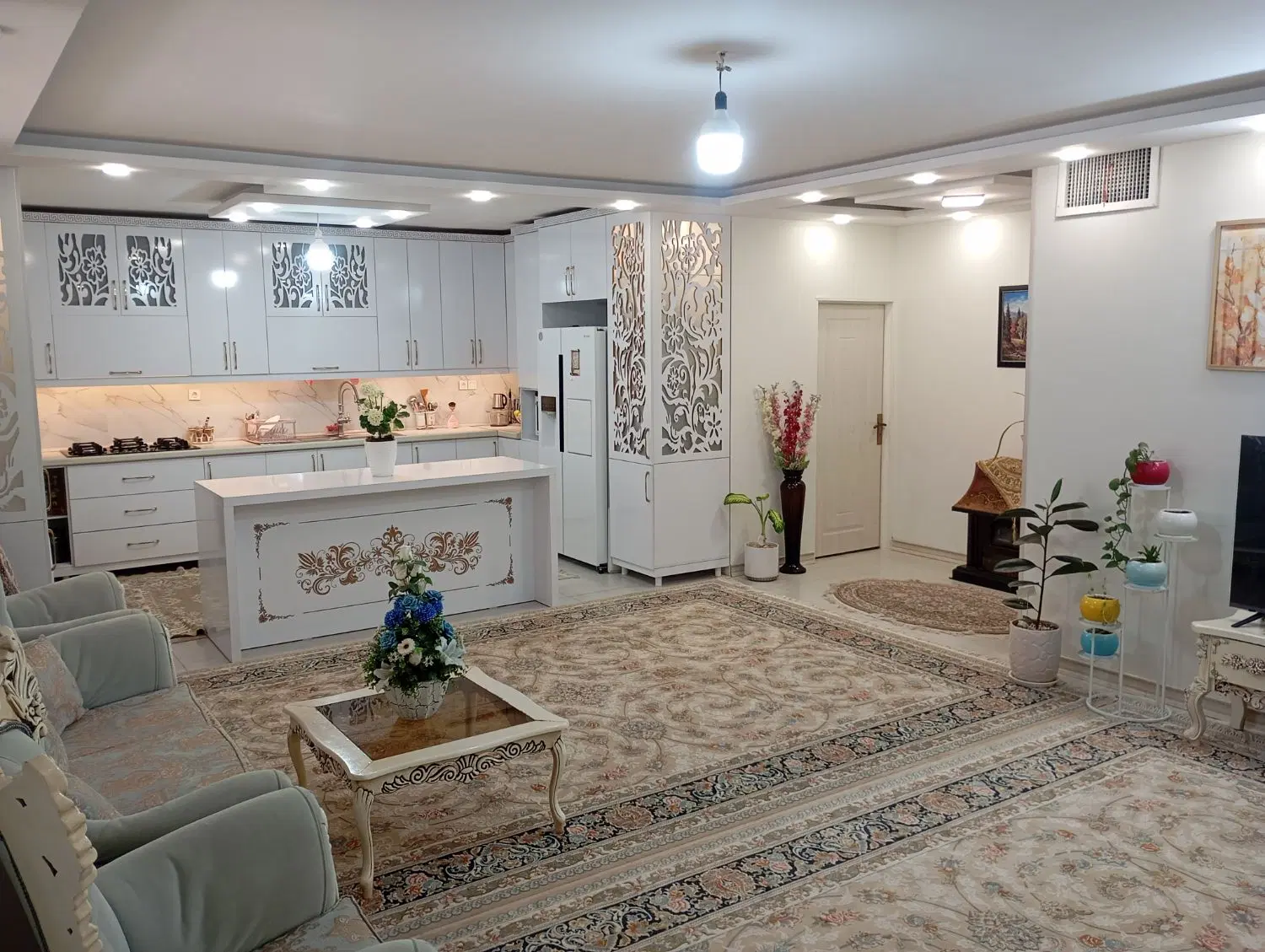 آپارتمان بهاران_بنفشه_۱۰۲ متر_همکف