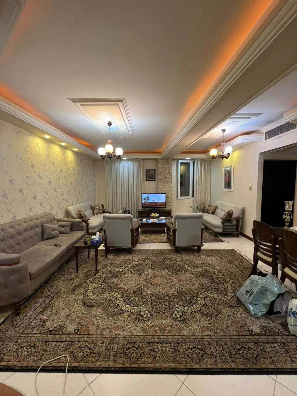 فروش اپارتمان ۸۴ متردو خوابه پارکینگ اسانسور