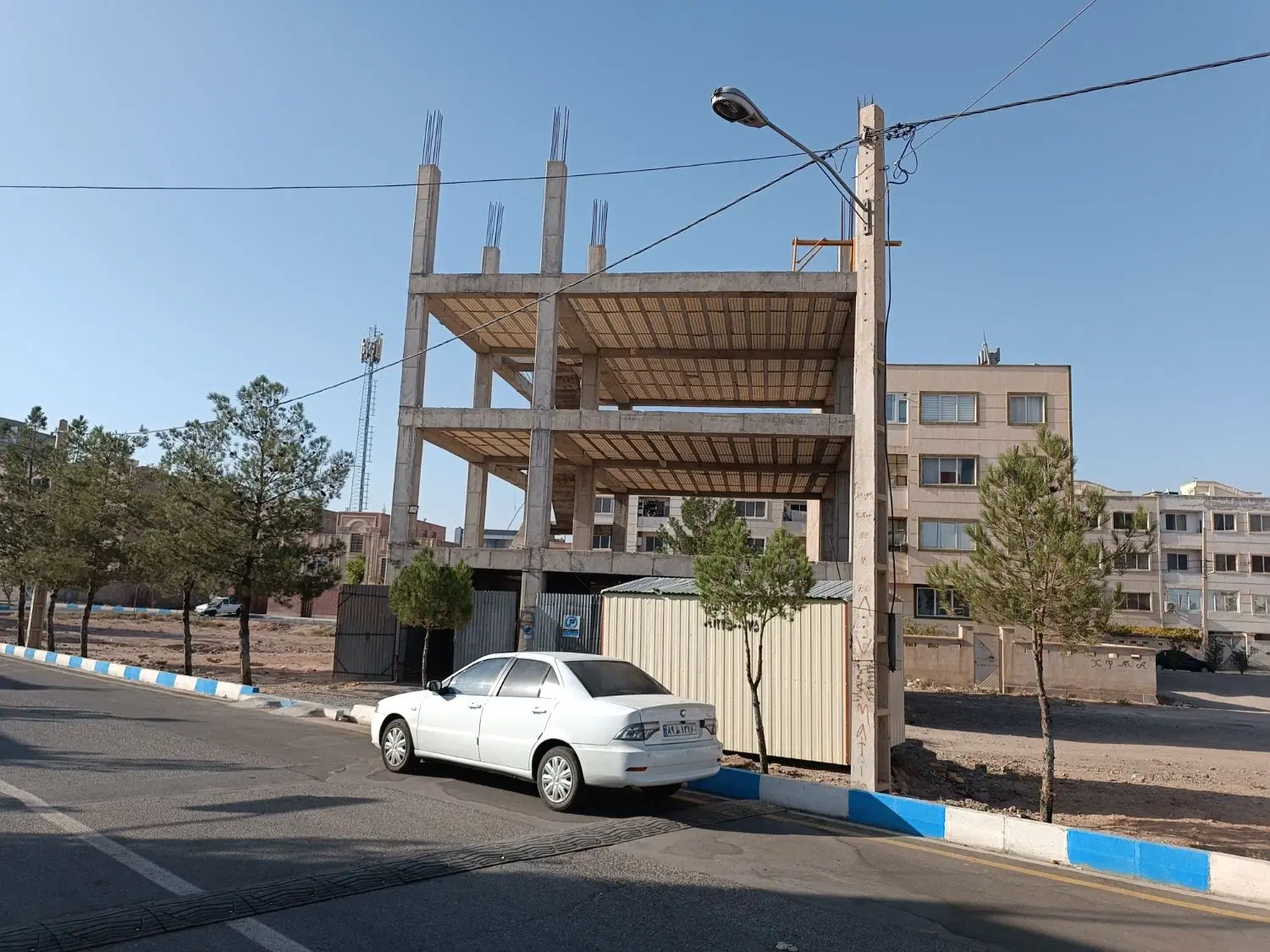 پیش‌فروش واحد نوساز شهرک اشکانیه رباط‌کریم