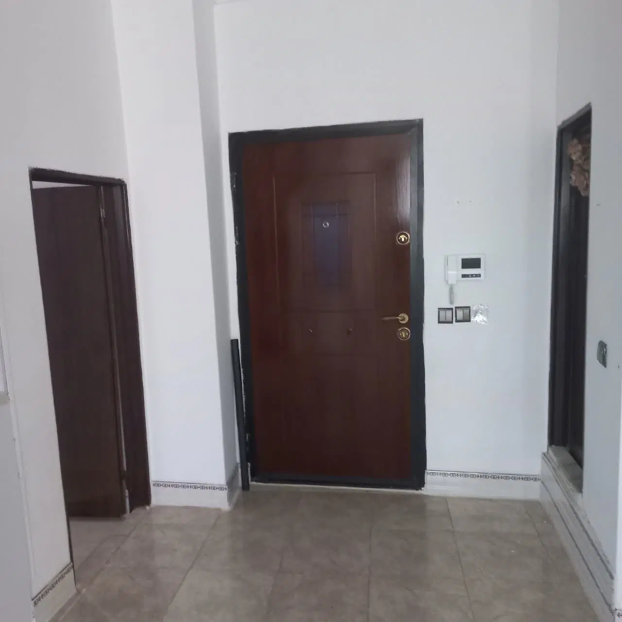 شخصی ۷۵ متری راستی ۳۲۷۰