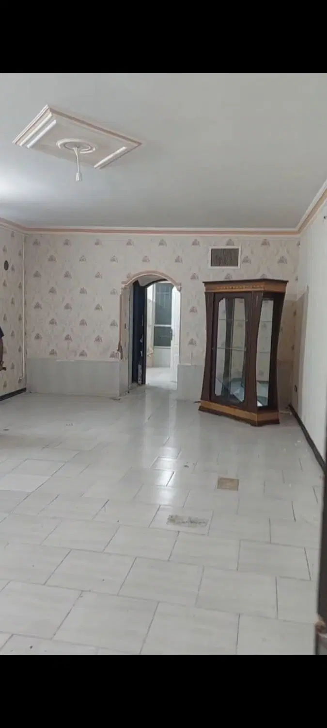 ۸۰ متر همکف ۵۰۰ میلیون زیر فی