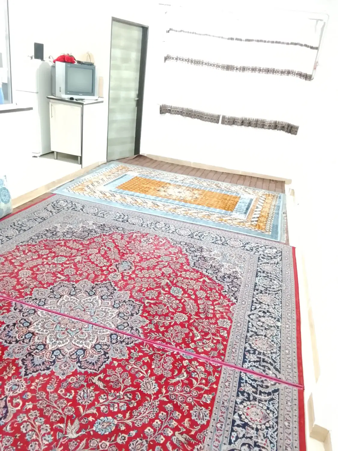 ۷۰ متری، ۲ خواب، پارکینگ دار