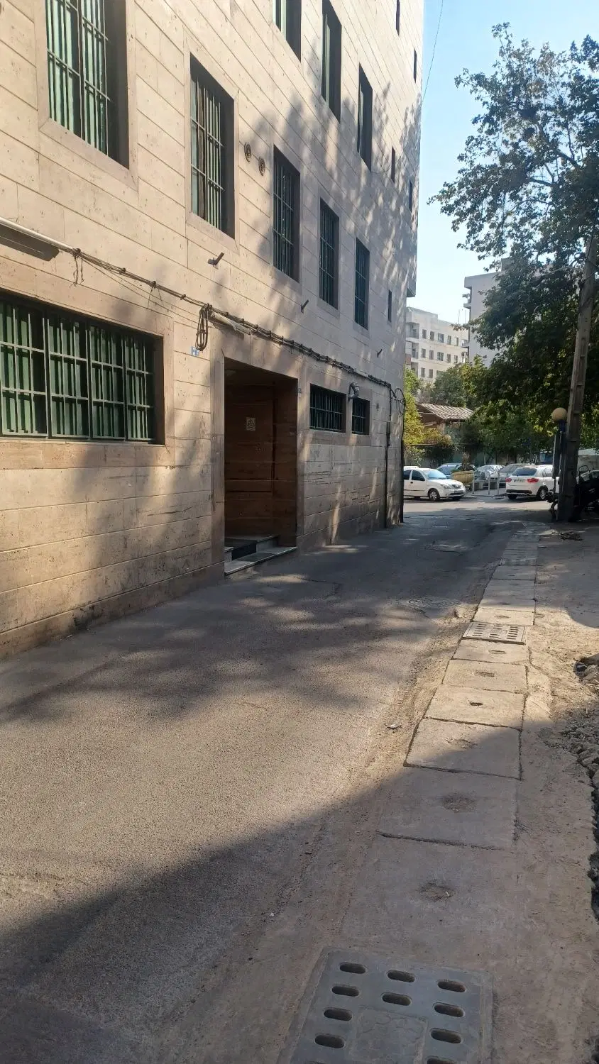 ۴۲ متر رهن کامل