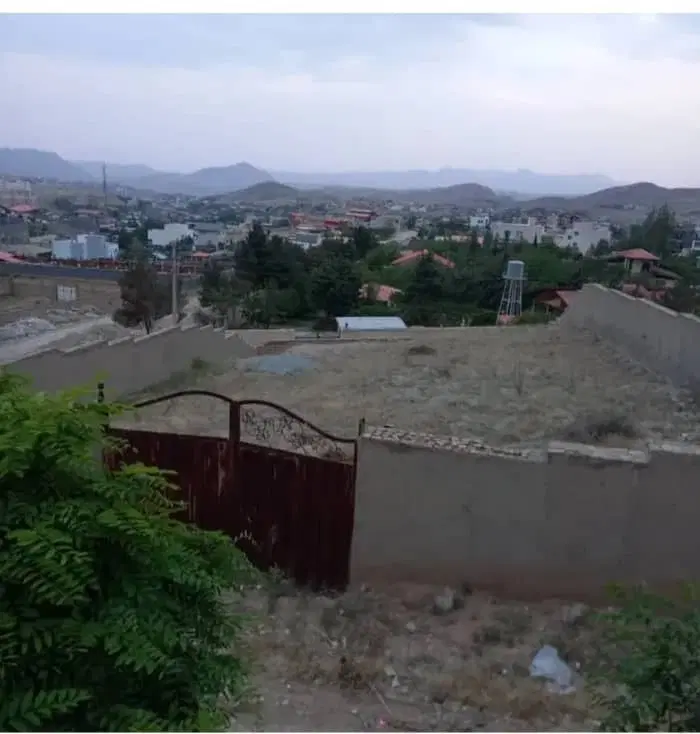 زمین چهاردیواری مهراباد