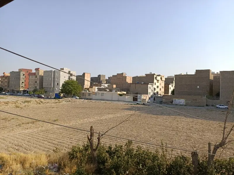 120متر تجاری مسکونی خارج از محدوده مسکونی قائمیه