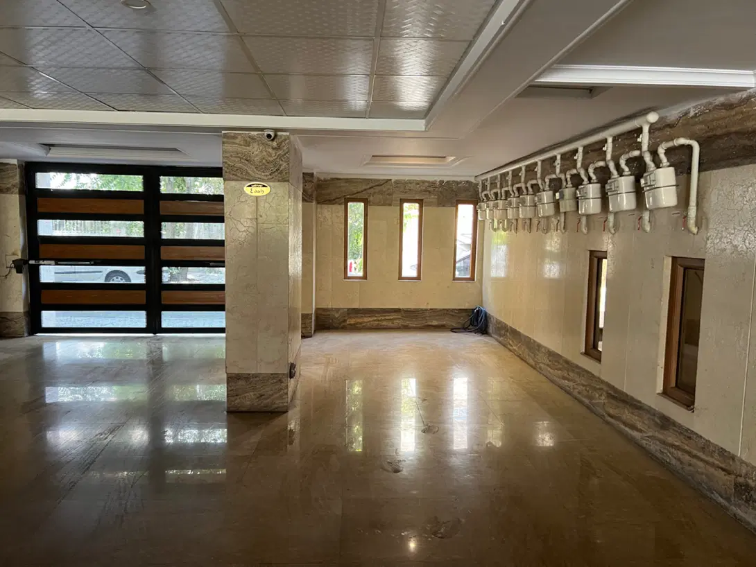 پارکینگ در کارگر شمالی