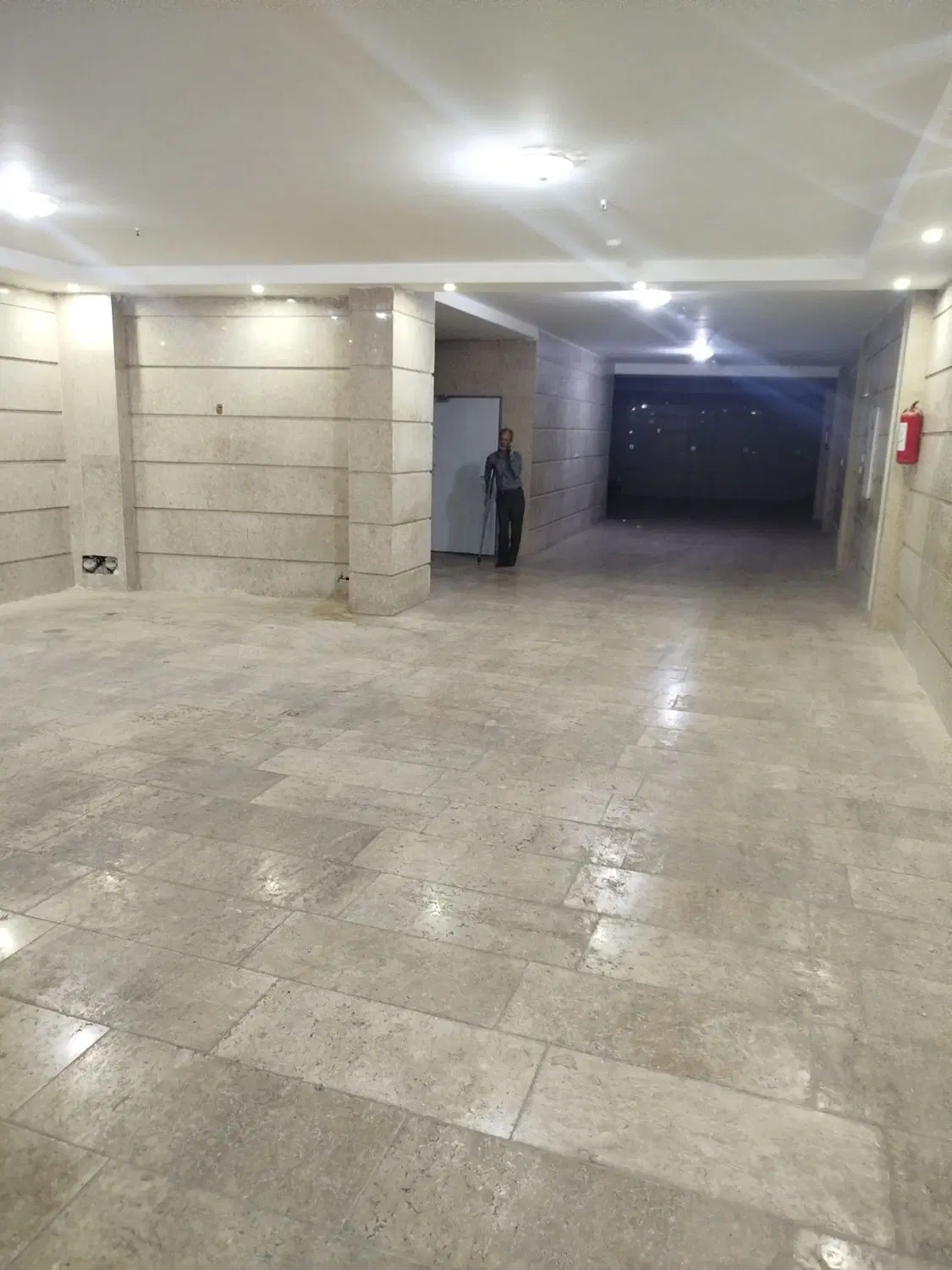آپارتمان تازه ساخت ، شیک و مدرن