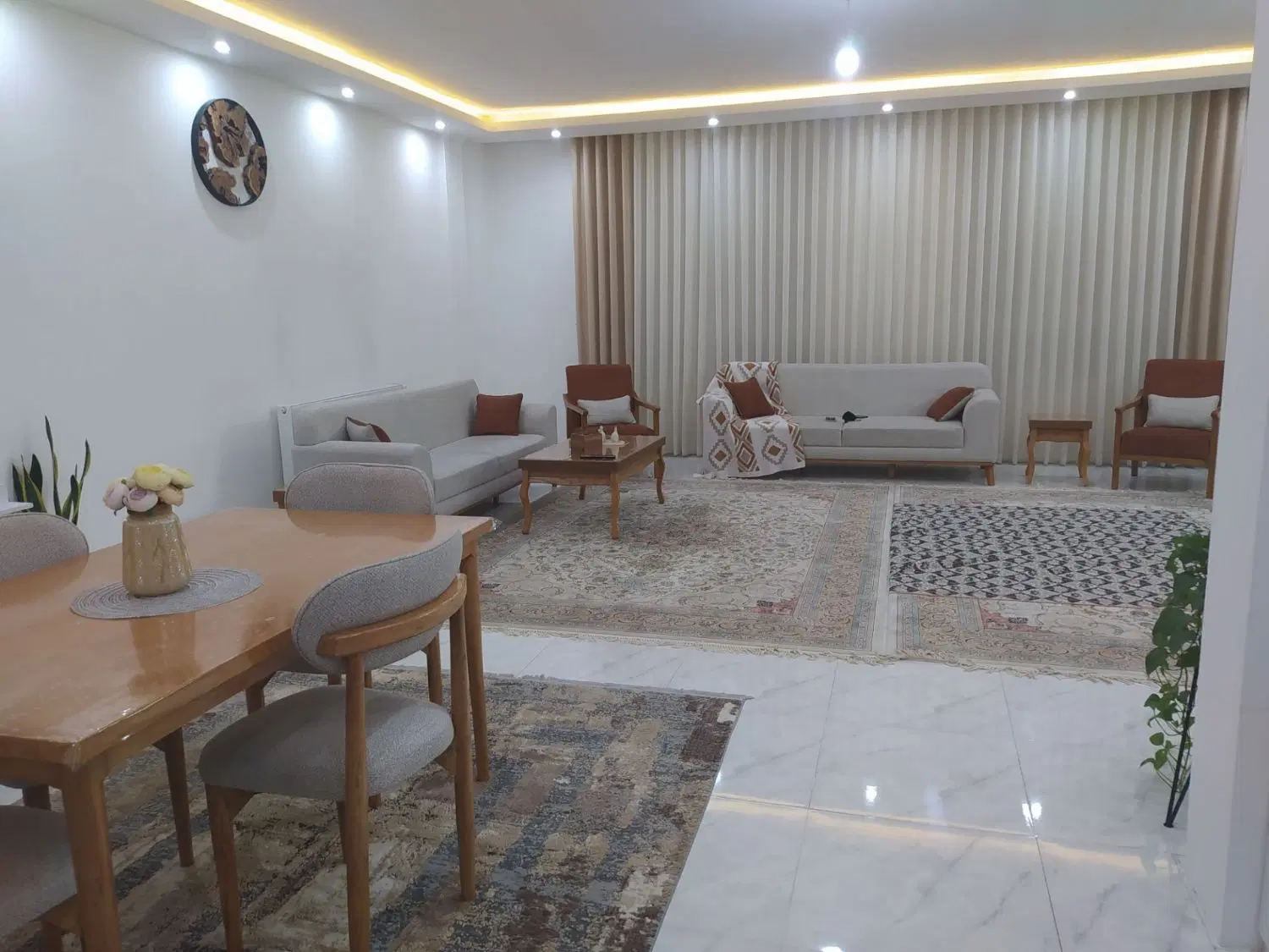 توس ۳۹ موسی پور ۱۳۵ متر طبقه دوم ۳ خواب