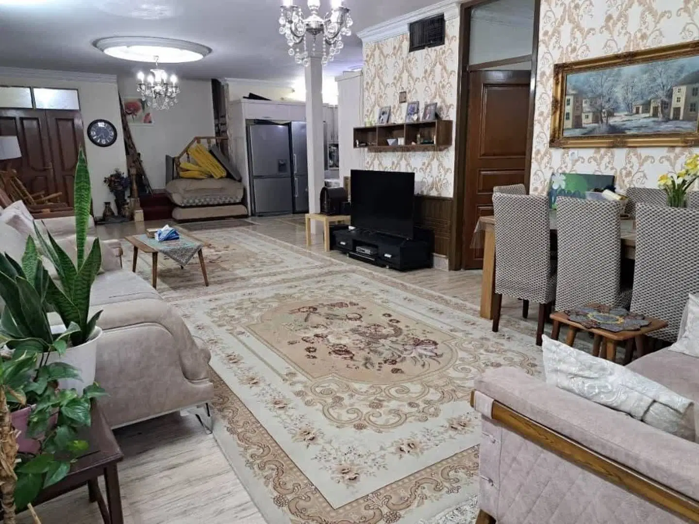 ویلایی شیک دو طبقه دو واحد ۱۶۰ متری