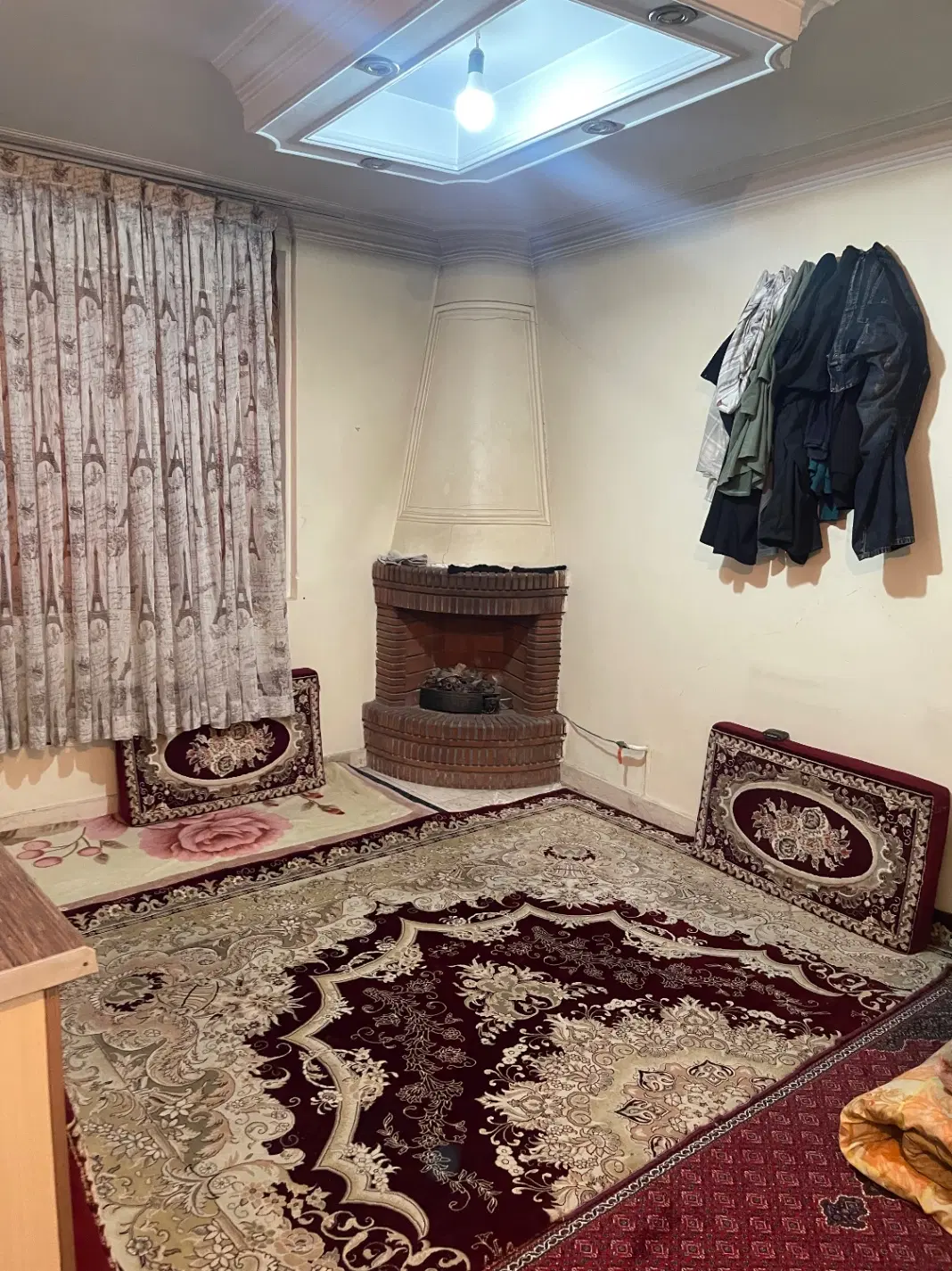 آپارتمان ۴۰ متری _ فول امکانات _ پارکینگ _ آسانسور