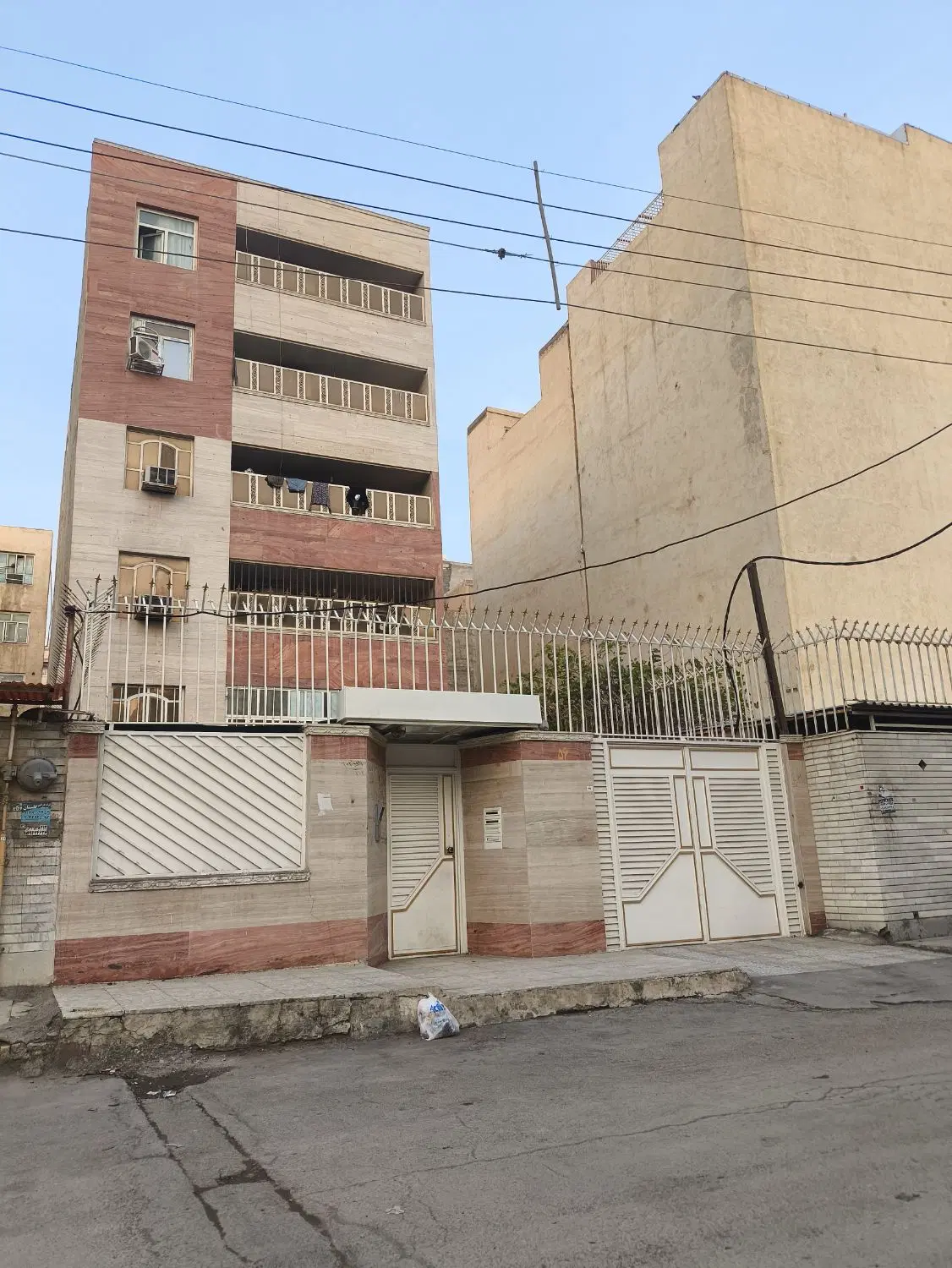 آپارتمان 109 متر،سعدی،گلستان،جلو خلوت