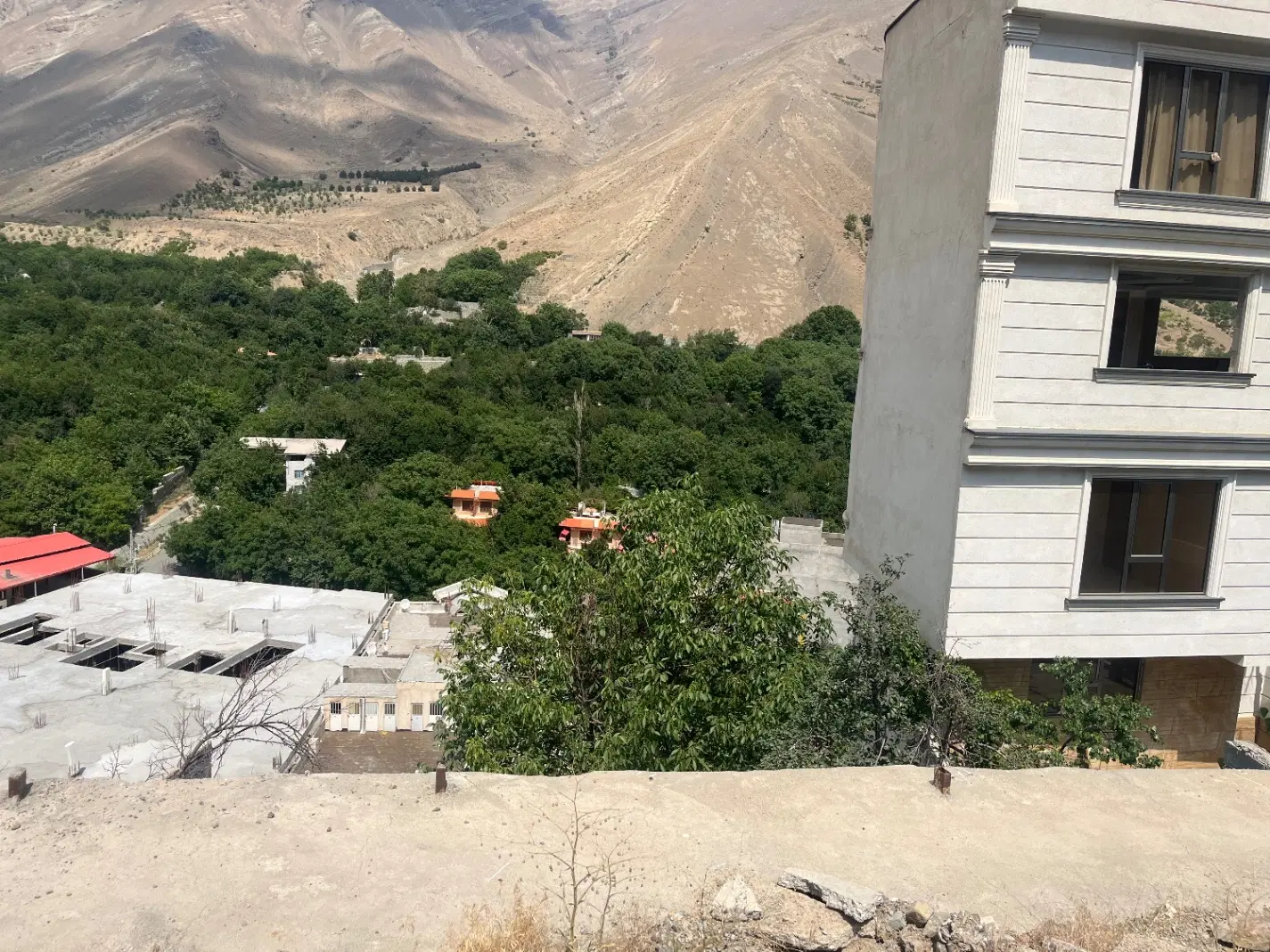 سولقان زمین مسکونی تجاری