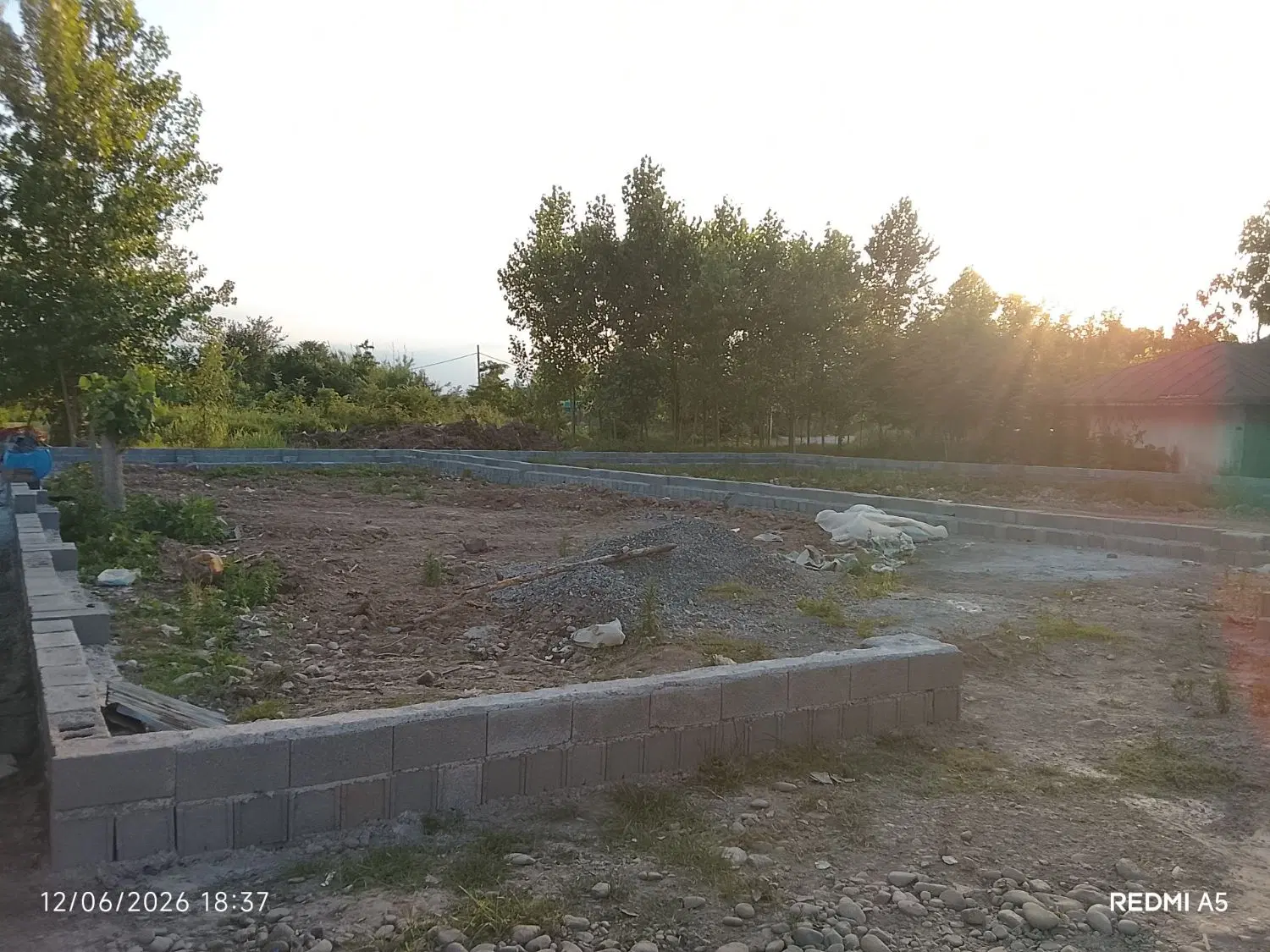 زمین مسکونی