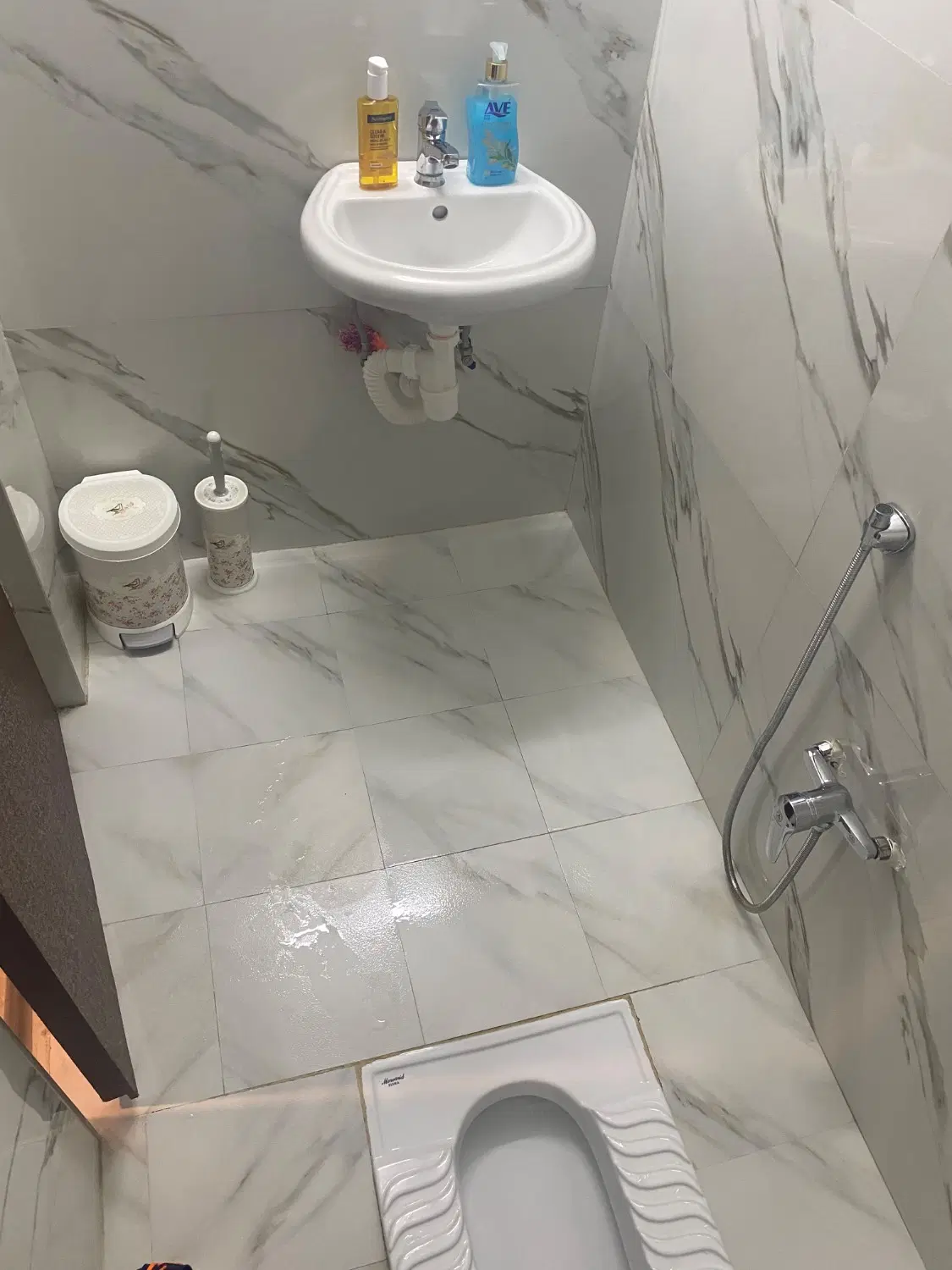 زون ۳ فاز ۱۱ آپارتمان ۸۵ متری