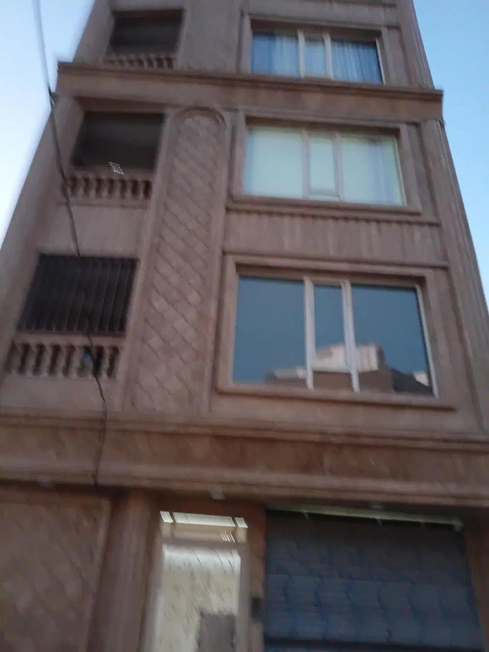 150 متر،زیباشهر