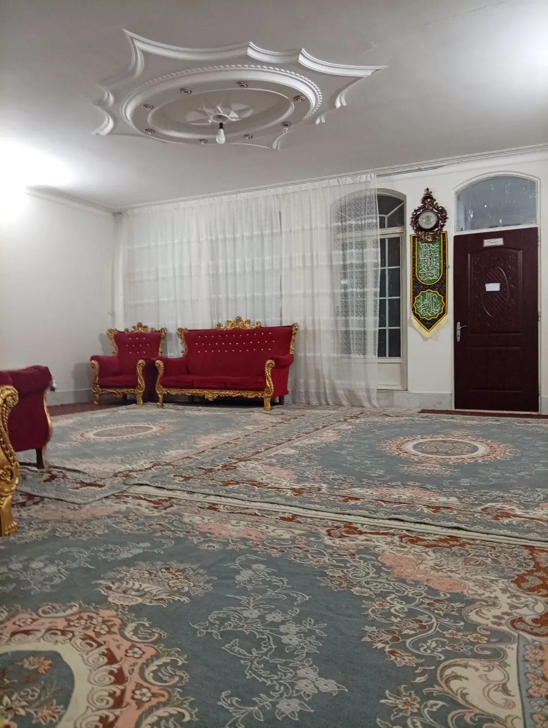 بالای همکف 120متری