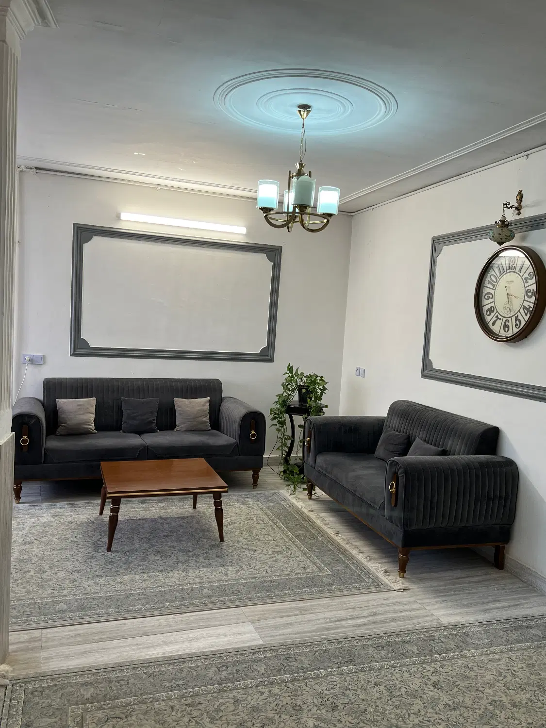 ملک مسکونی دو طبقه باهم