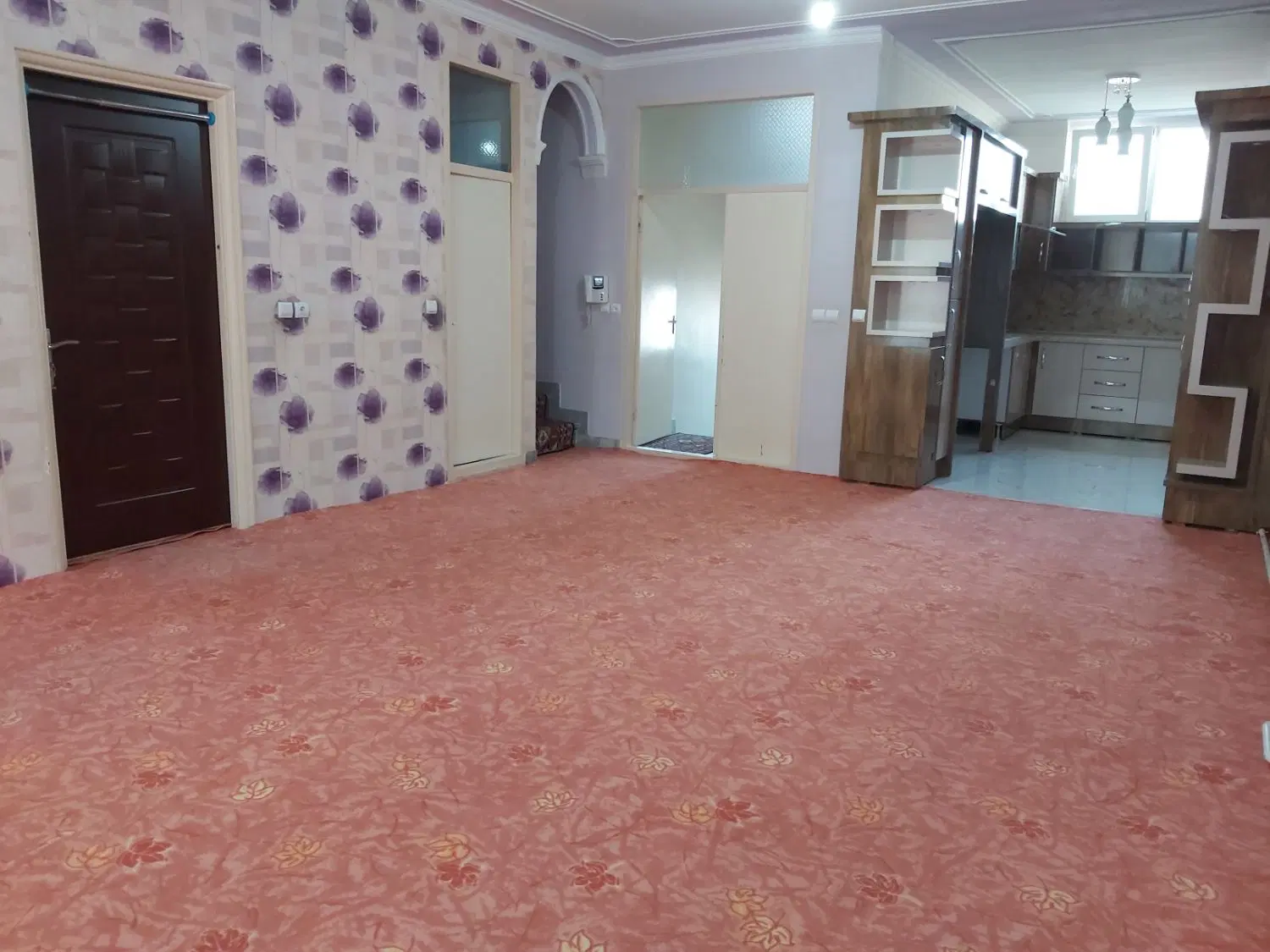 رهن و اجاره خانه ۱۰۰ متری دوخوابه تمیز