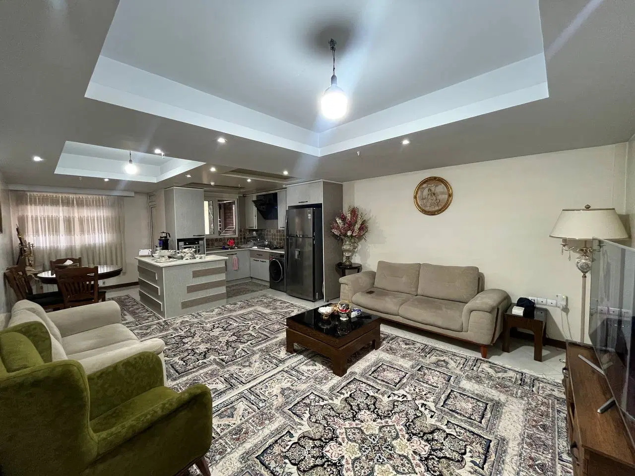۶۸ متری تاپ لوکیشن