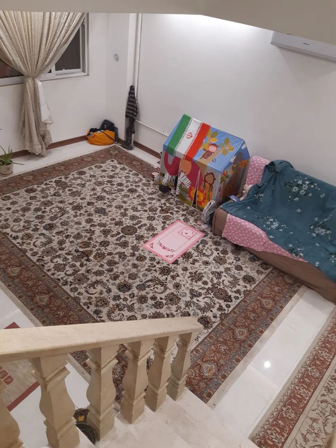 وبلایی سه طبقه ۱۲۰ متر عبادی