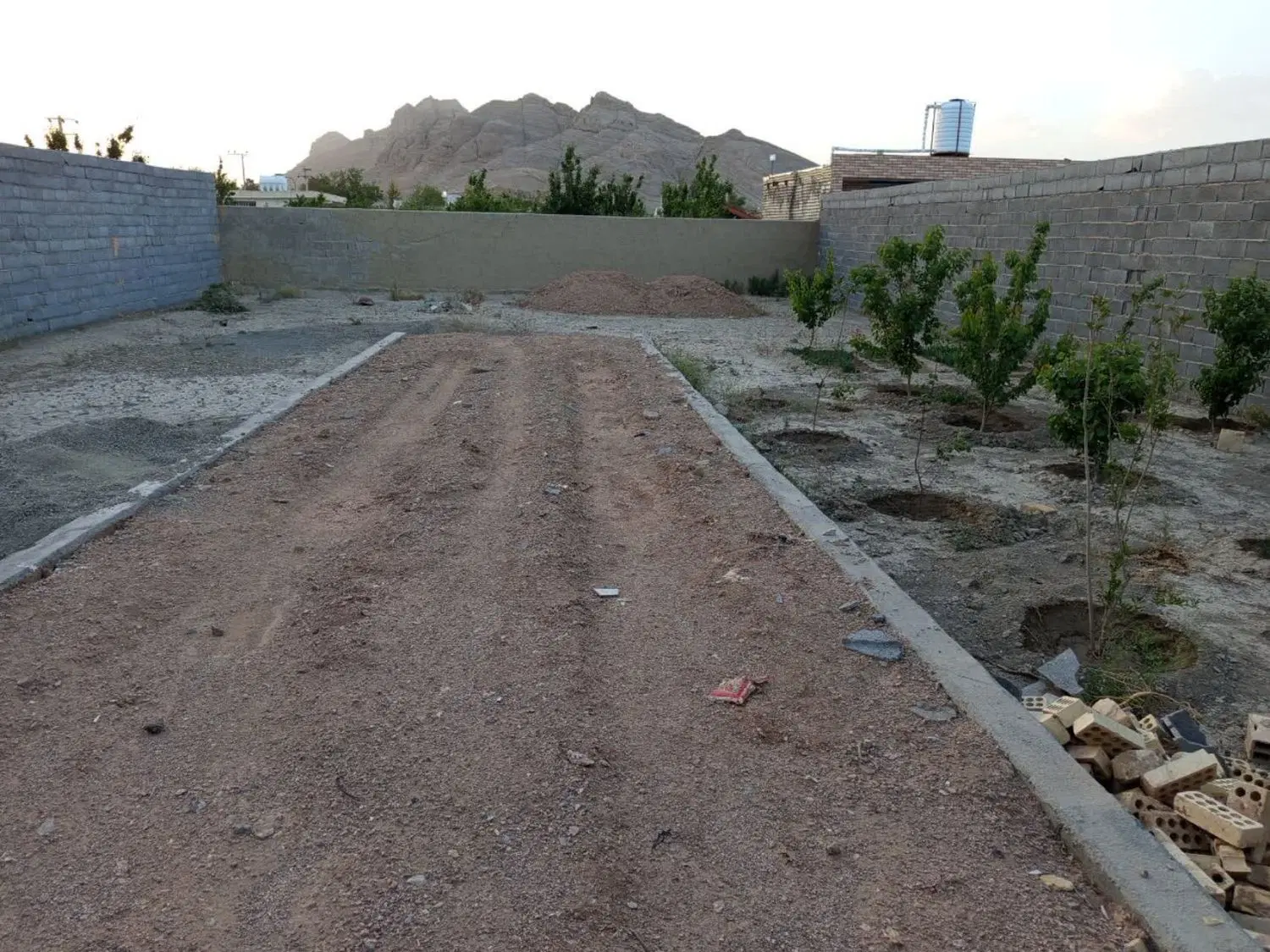 چهار دیواری