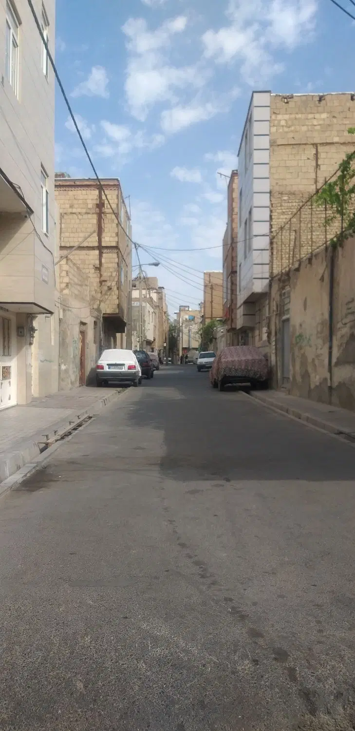 منزل مسکونی ویلایی ۲طبقه