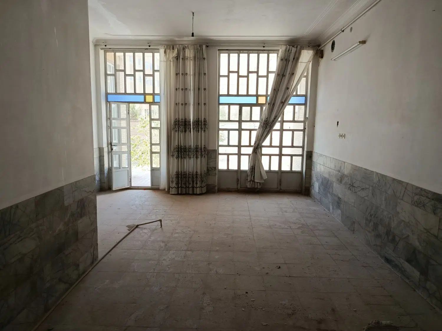 خانه فروشی آزادشهر خ موسی بن جعفر ع