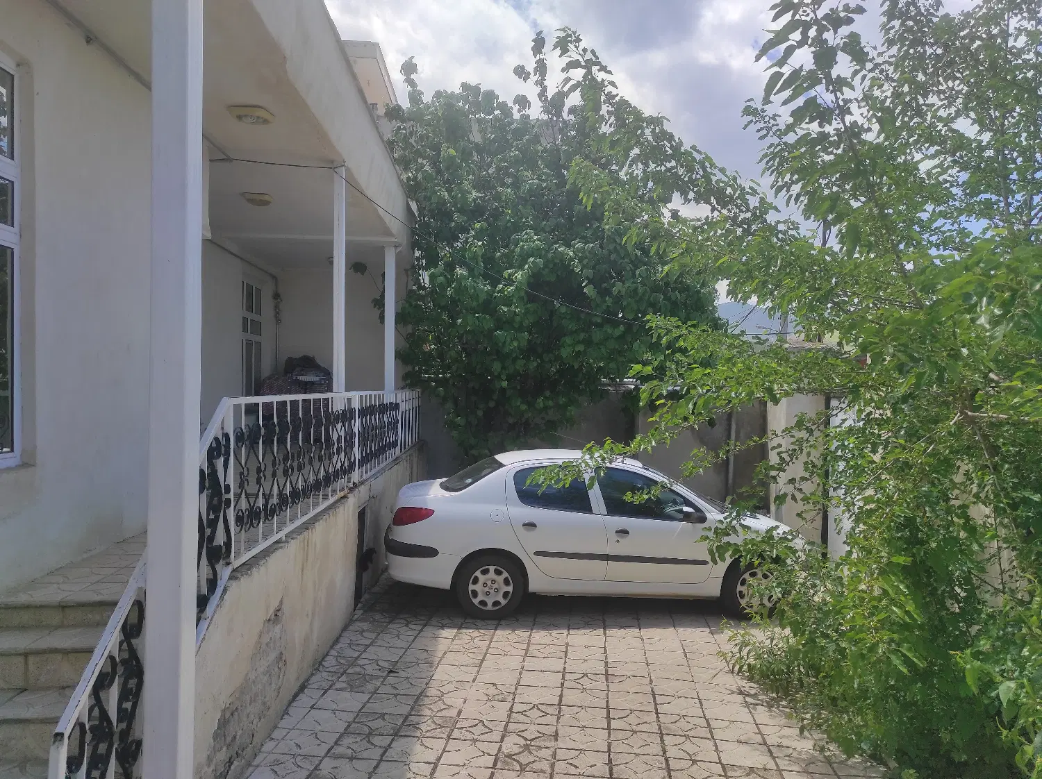 اجاره خانه ویلایی تمام رهن 185 متر مفید