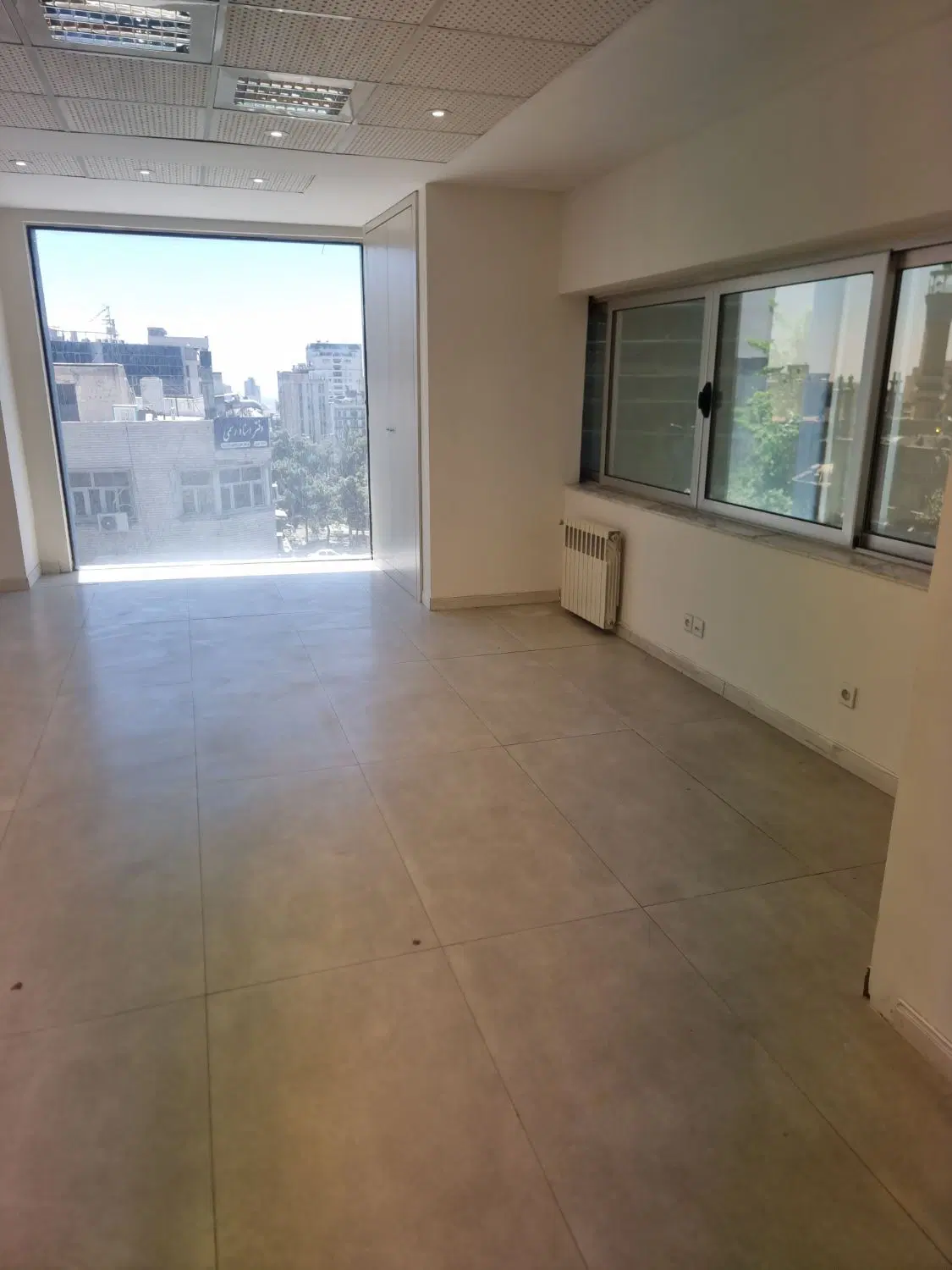 سعادت آباد ۵۵متر سند اداری بالای کاج