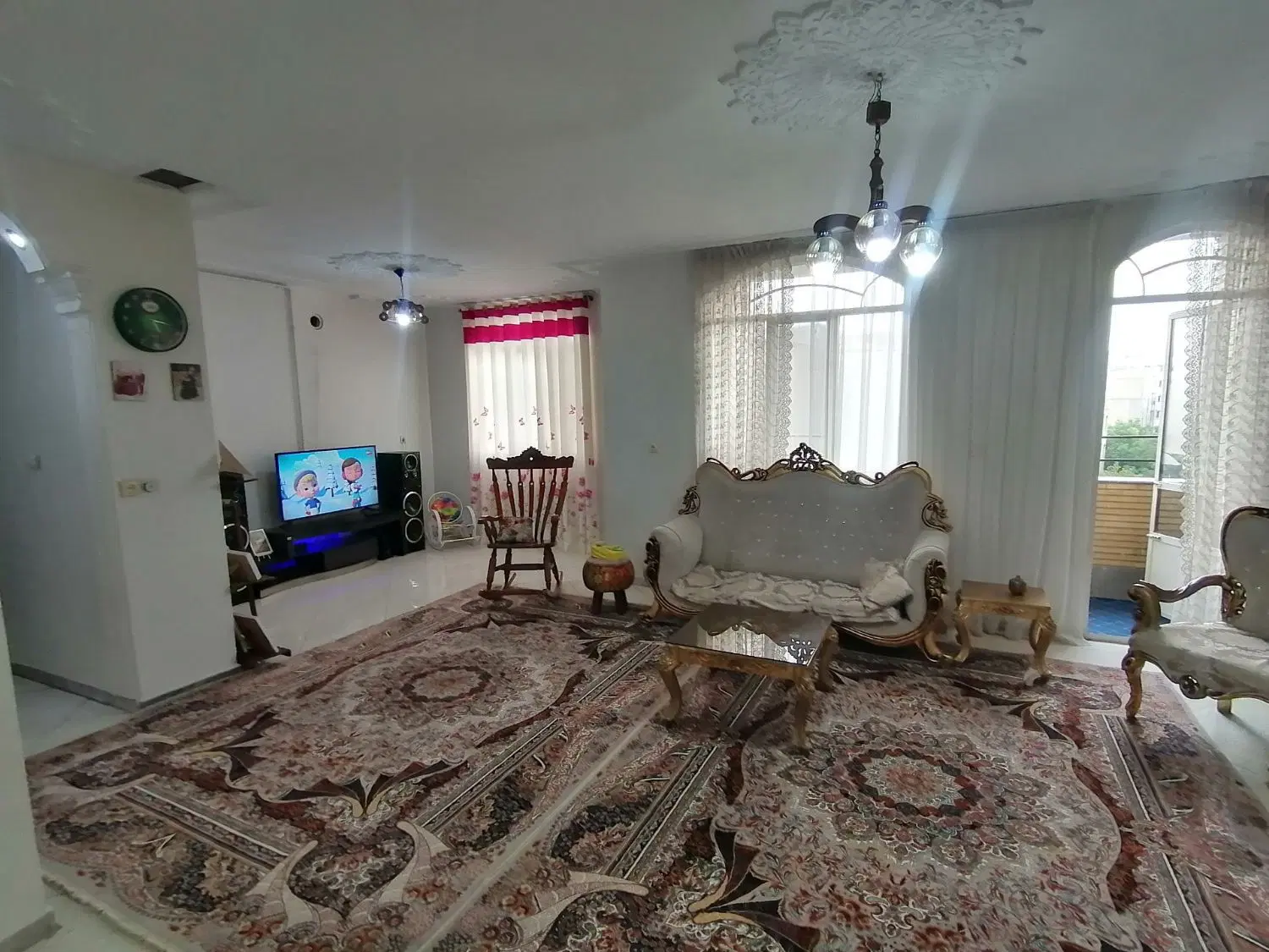 اجاره آپارتمان ۸۵ متری_دارای پارکینگ_میدان معلم