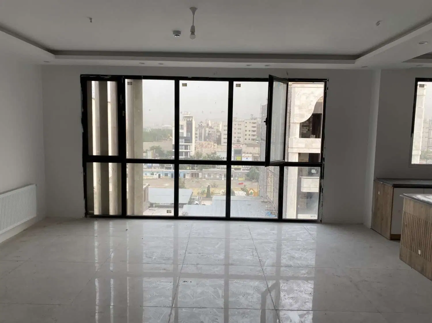 اپارتمان ۱۷۰کتر ۳خواب فول امکانات