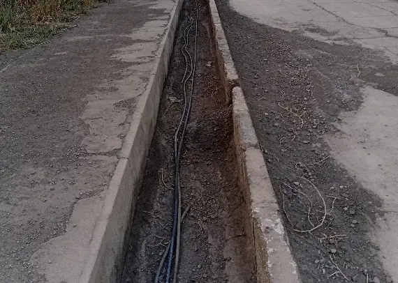 ۱۰۰متر زمین مدارک تکمیل بیدگنه ملارد