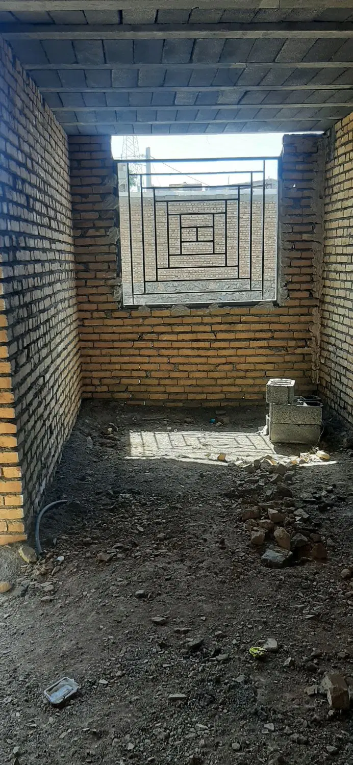 خانه مسکونی ۵۶ متری خوش نقشه سفت کاری