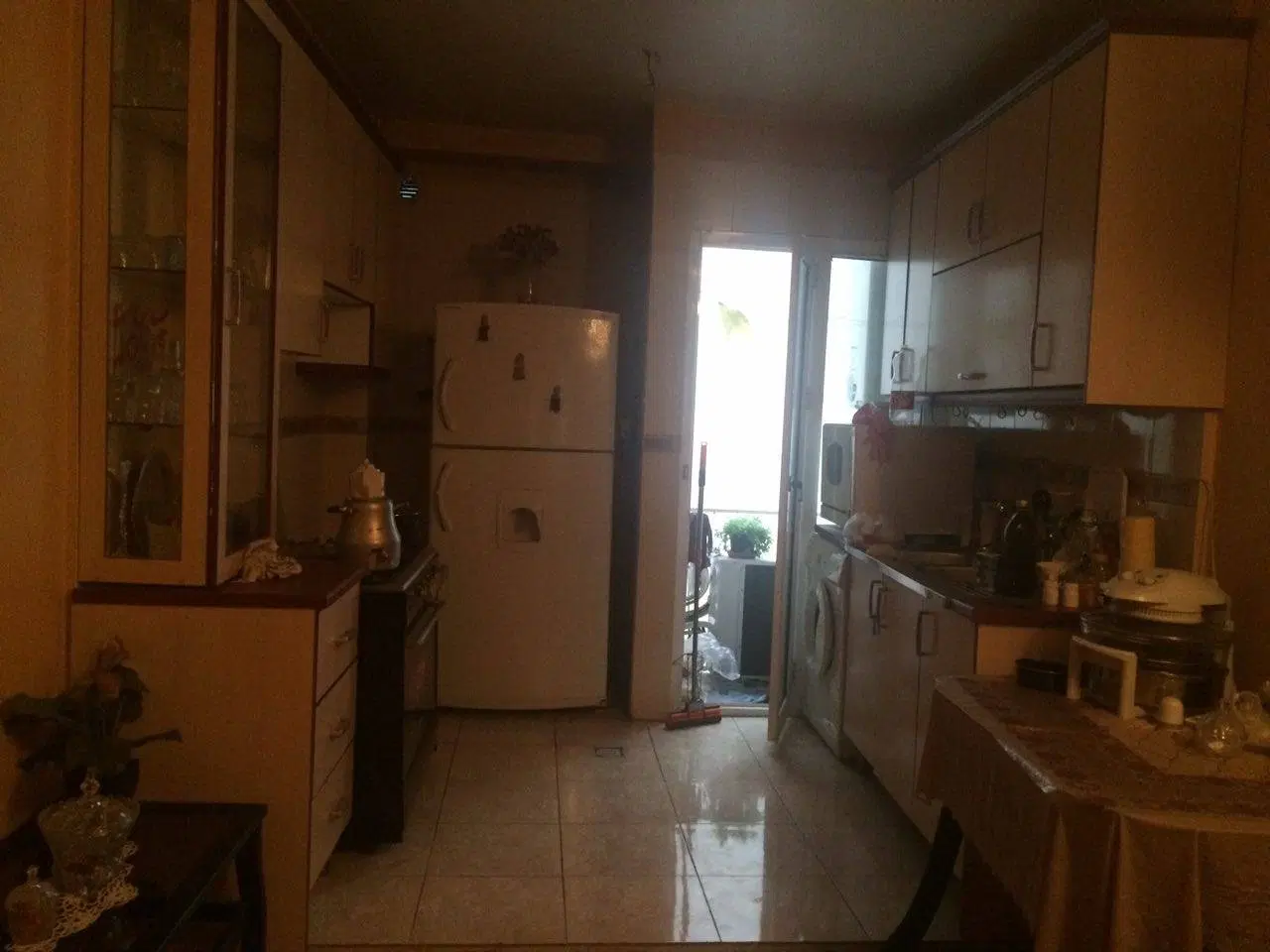 مختاری شرقی کوچه اعتفاق دوخواب 60متری
