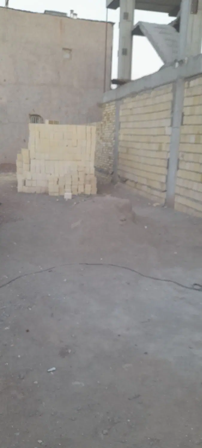 زمین جواز دار در اقبالیه