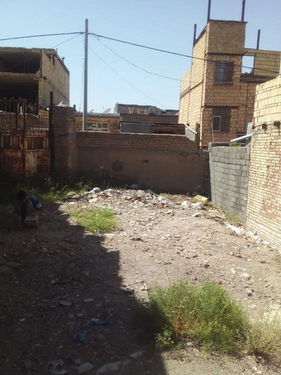 زمین ۸۰ متر