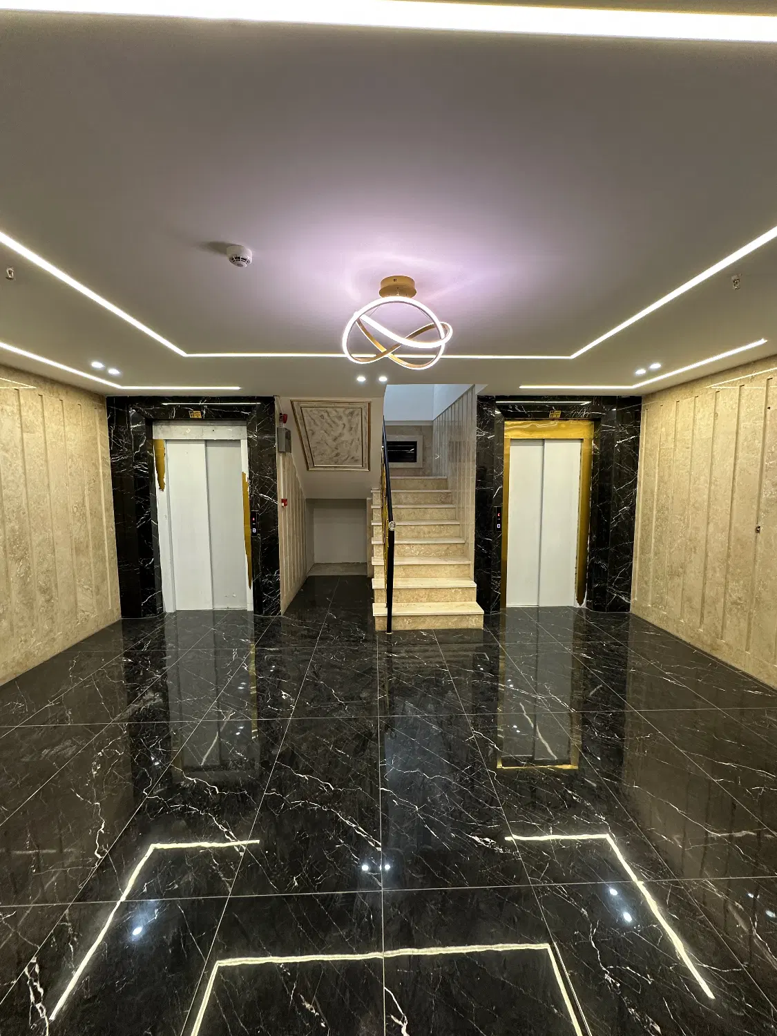 فروش آپارتمان دوواحدی ۱۵۵ متر محتشم بردکتر حسابی