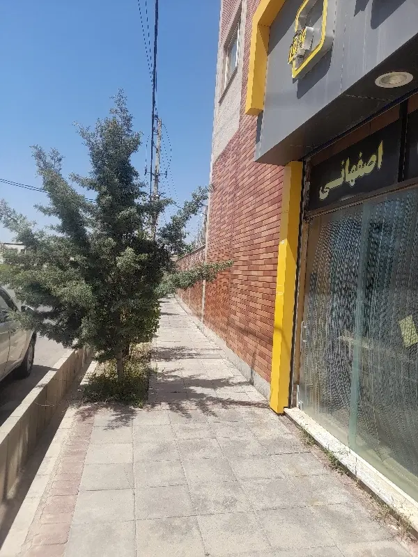 فروش منزل مسکونی وتجاری ۳نبش،وکامل